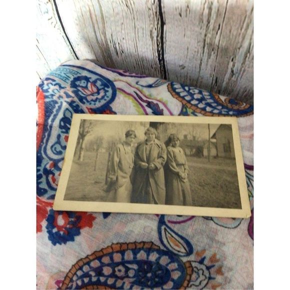 Antique Real Photo Postcard ~ 3 Sisters ~ Esther, Ruth, and Emma Harshman Early - Picture 4 of 12